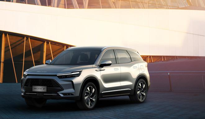 定位中型SUV/5月开启预售 BEIJING-X7官图亮相